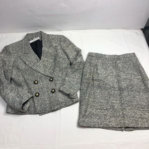 Neiman Marcus | White and Black Tweed 2 Piece Suit